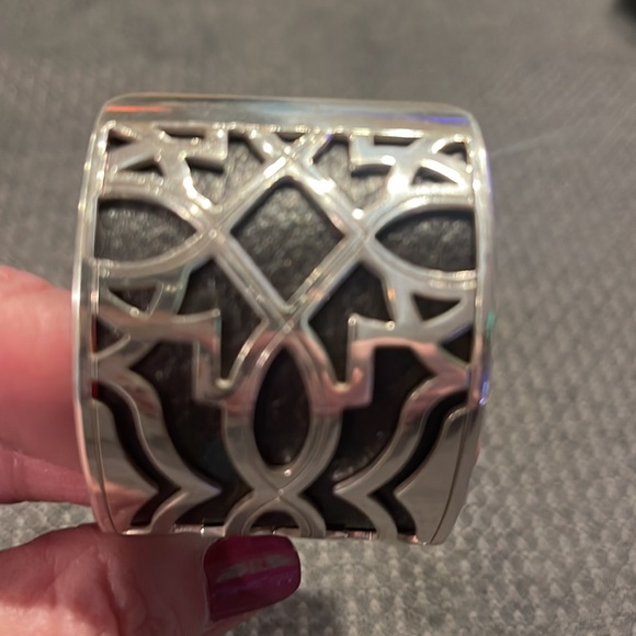 Brighton- Christo wide cuff bracelet set with red/dark gray leather insert. - Picture 5 of 10